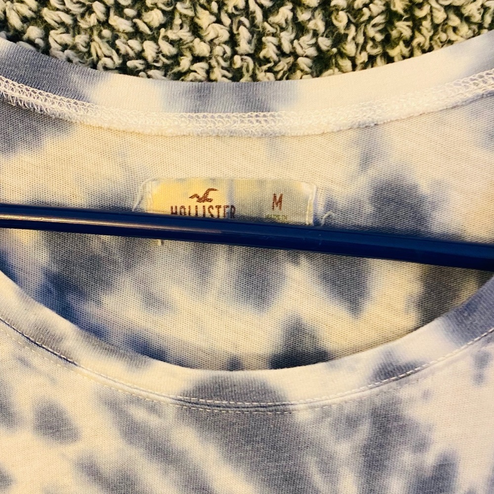 Hollister crop top